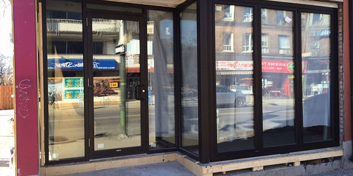 WOWFIX Window Repair: Transforming Storefronts with Expert Glass Replacement and 24/7 Window Repair Services